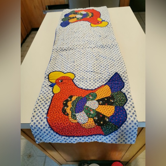 Country Table Linens - Picture 2 of 3